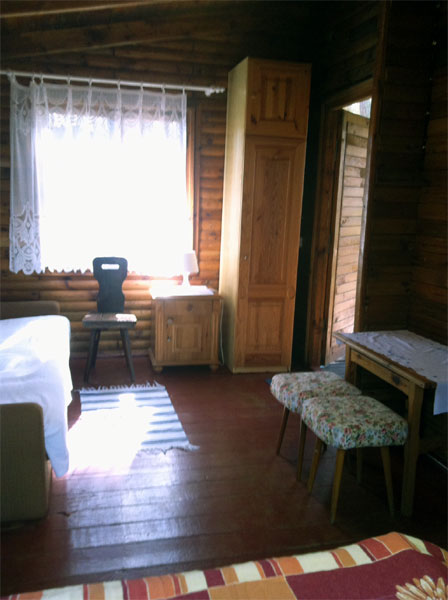 Pokój - urządzony, przestrzenny w domku drewnianym 3 osobowym z łazienką
